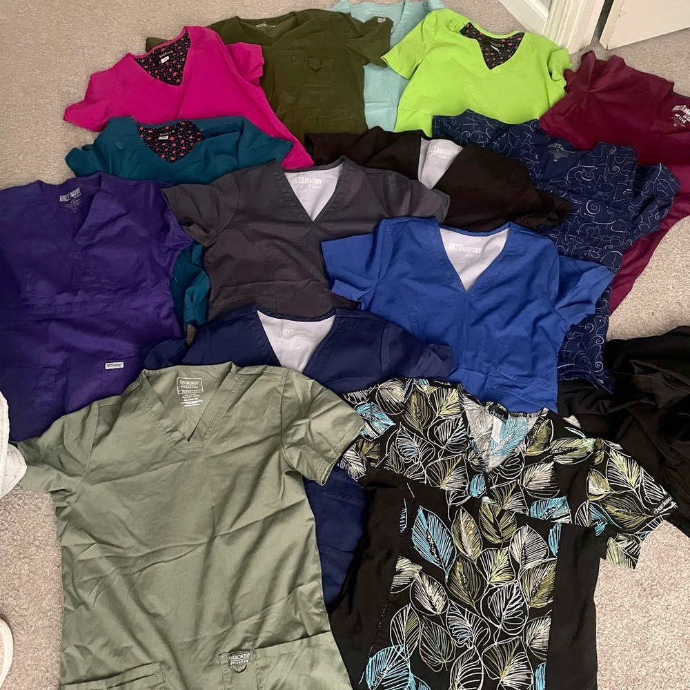 ‼️KILLER DEAL‼️ X14 Scrub Tops!!